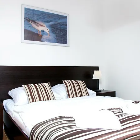 Ikar - 2 Pokojowy Przy Morzu Z Wlasnym Ogrodkiem *