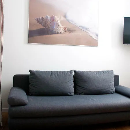 Appartement Ikar - 2 Pokojowy Przy Morzu Z Wlasnym Ogrodkiem *