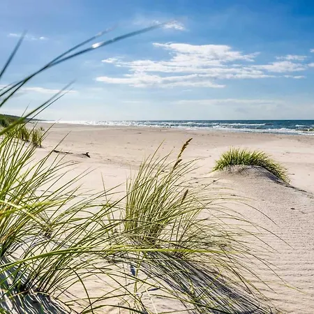 Appartement Ikar - 2 Pokojowy Przy Morzu Z Wlasnym Ogrodkiem Pobierowo
